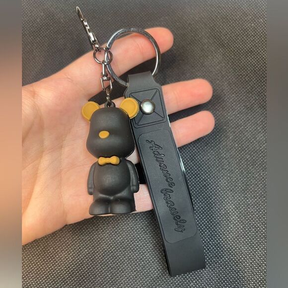 Black Bear Keychain with Wrist Strap - Picture 4 of 6